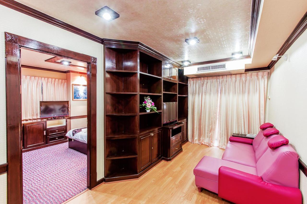 Varindavan Park Serviced Residence Bangkok Bagian luar foto