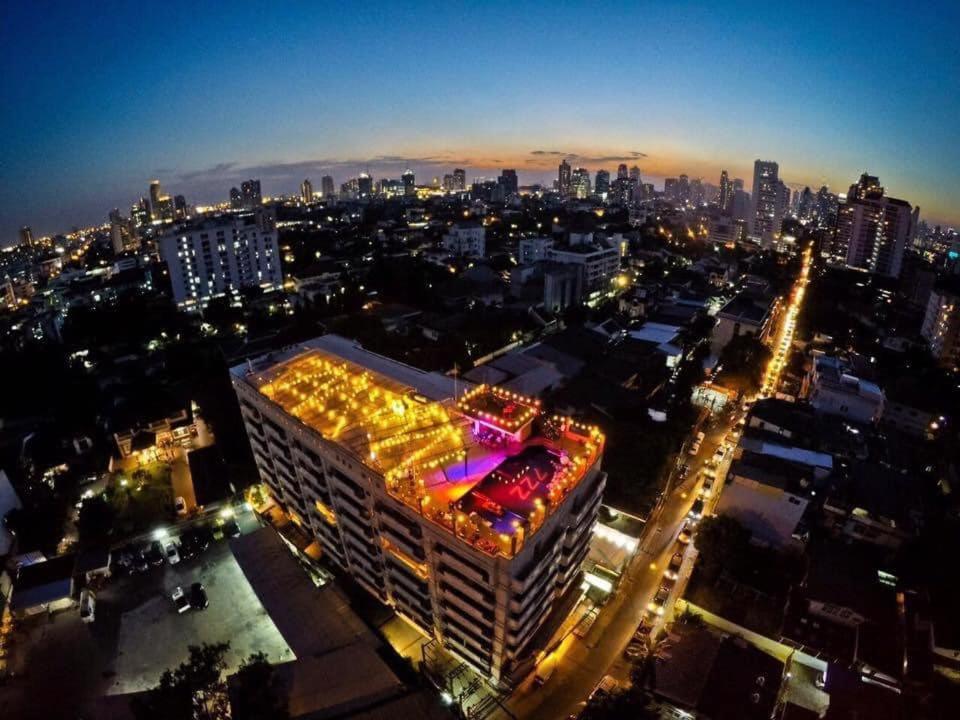 Varindavan Park Serviced Residence Bangkok Bagian luar foto